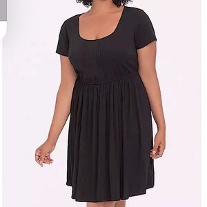 TORRID Mini Challis Skater Dress Size 2 Black EUC